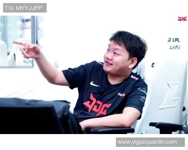 DOTA2社区热议JDG战队实力究竟如何引发广泛讨论与争议