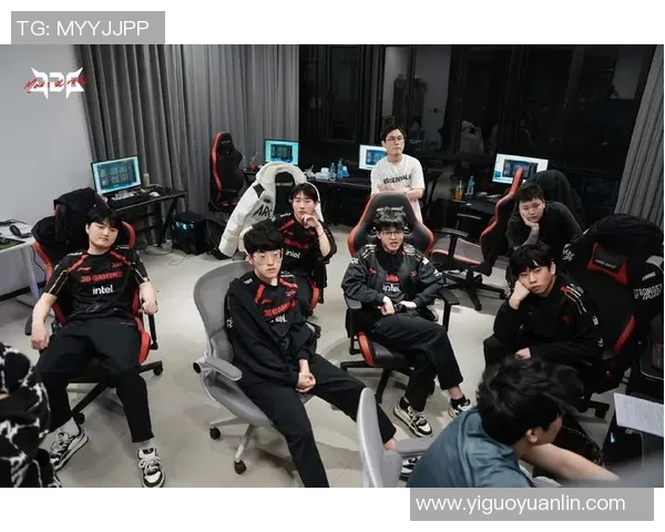 电竞新闻热议英雄联盟JDG战队耐力变革背后的策略与影响分析